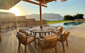 Nusa Retreat - Seaview Luxury Residences